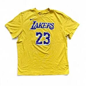 Nike NBA Los Angeles Lakers LeBron James T-Shirt Size XL